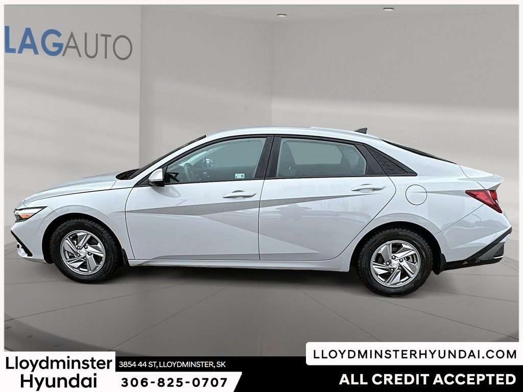 2024 Hyundai Elantra Preferred in Lloydminster, Saskatchewan - 8 - w1024h768px