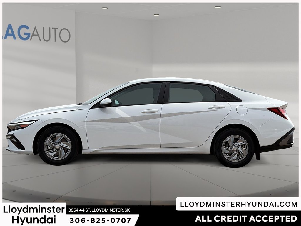 2024 Hyundai Elantra Preferred in Lloydminster, Saskatchewan - 9 - w1024h768px