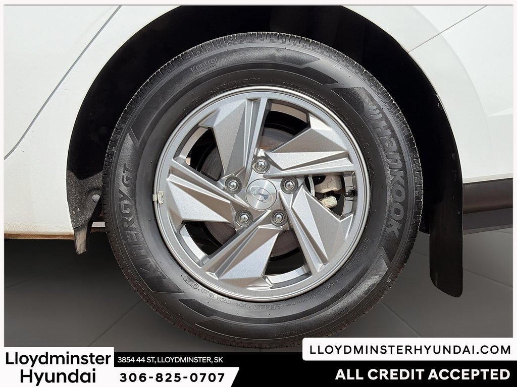 2024 Hyundai Elantra Preferred in Lloydminster, Saskatchewan - 13 - w1024h768px