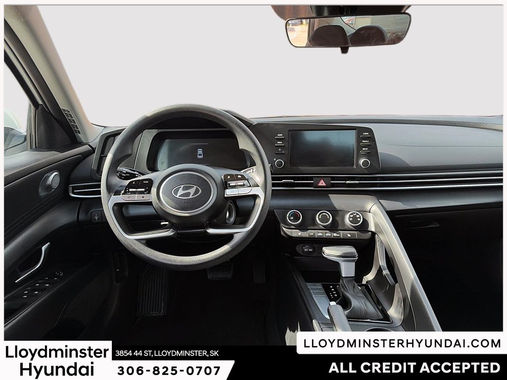 2024 Hyundai Elantra Preferred in Lloydminster, Saskatchewan - 16 - w1024h768px