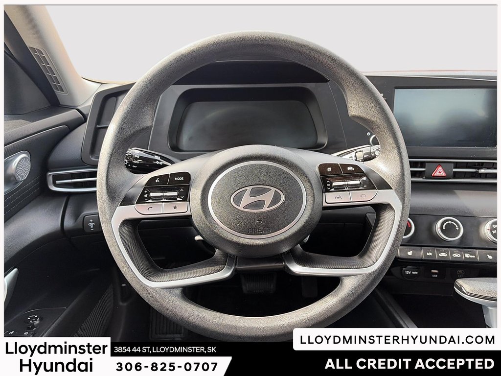 2024 Hyundai Elantra Preferred in Lloydminster, Saskatchewan - 18 - w1024h768px
