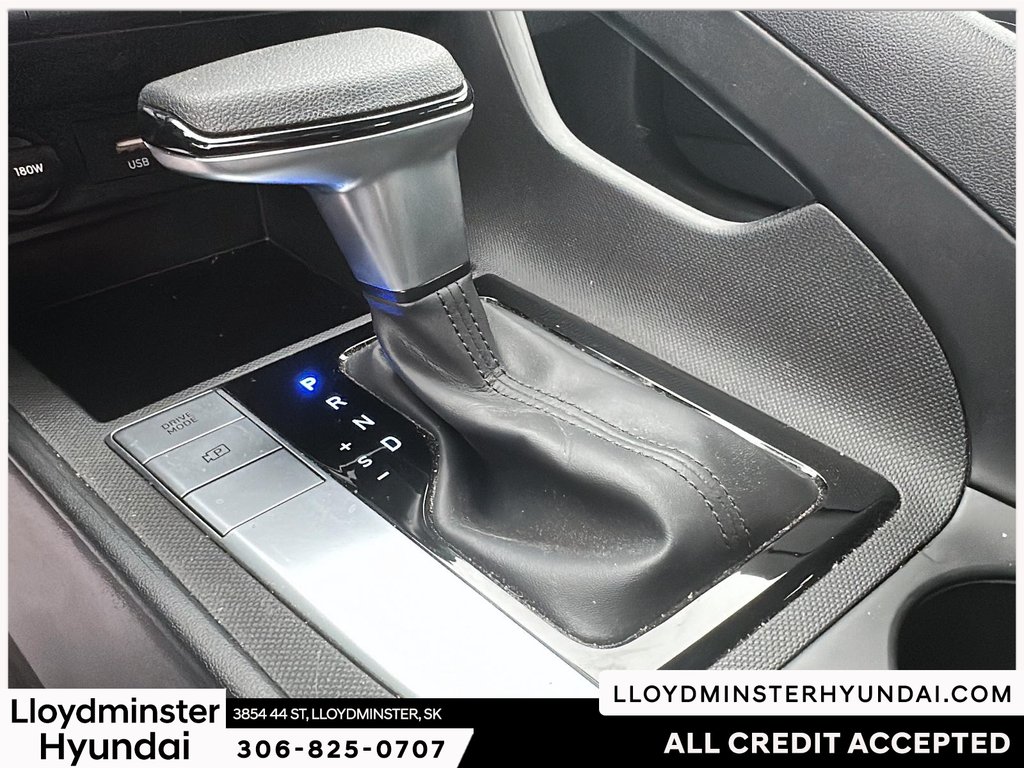 2025 Hyundai Elantra Essential in Lloydminster, Saskatchewan - 15 - w1024h768px