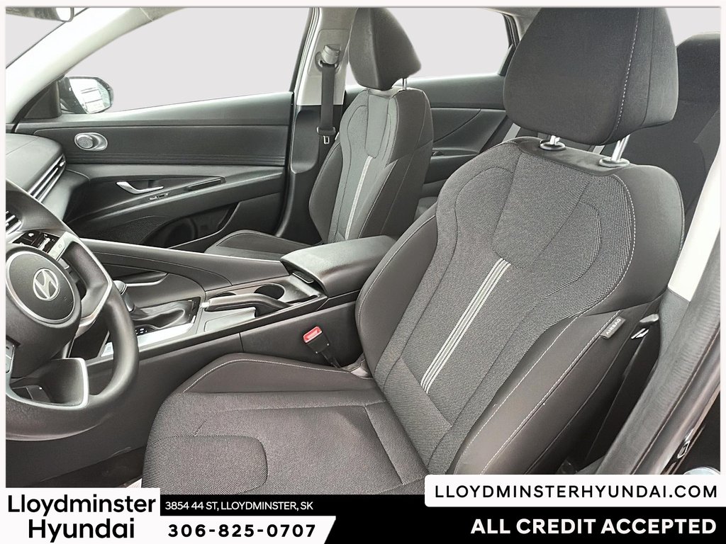 2025 Hyundai Elantra Essential in Lloydminster, Saskatchewan - 9 - w1024h768px
