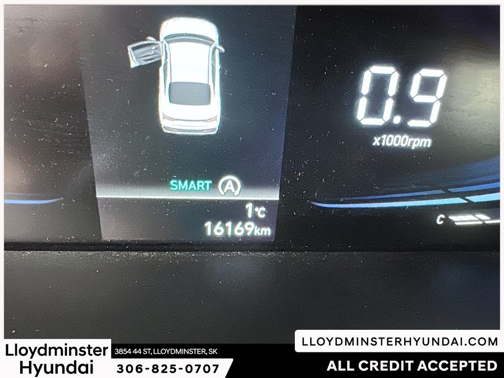 2025 Hyundai Elantra Essential in Lloydminster, Saskatchewan - 13 - w1024h768px