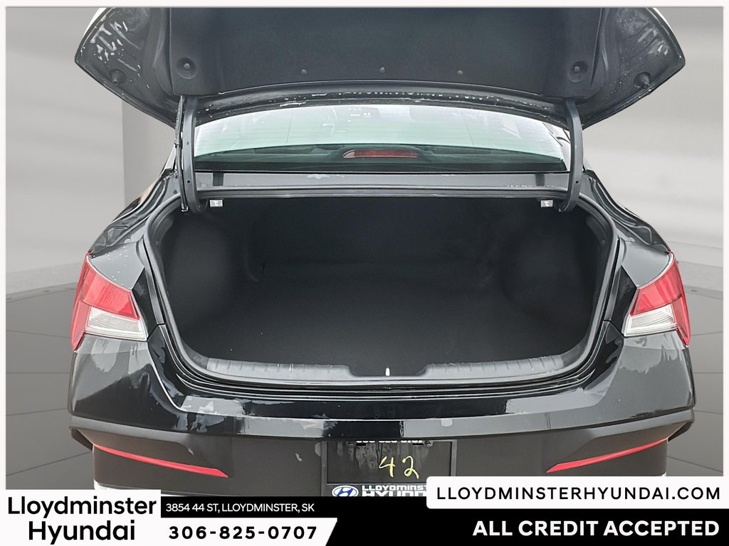 2025 Hyundai Elantra Essential in Lloydminster, Saskatchewan - 7 - w1024h768px