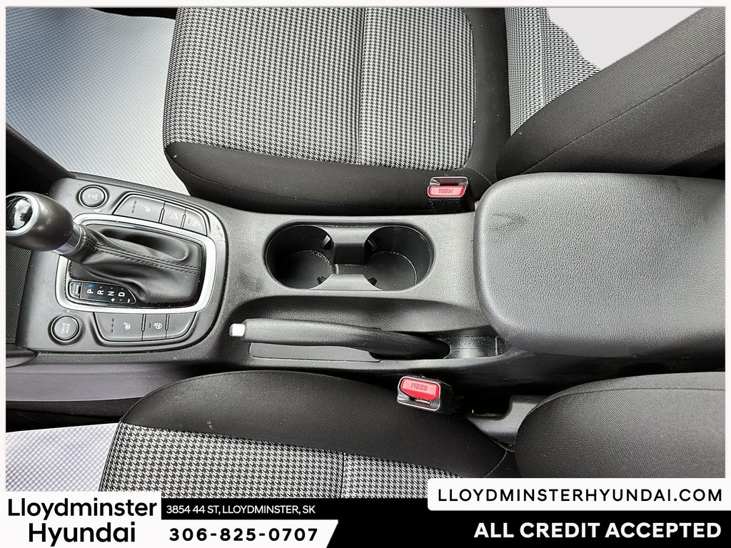 2018 Hyundai Kona 2.0L Preferred in Lloydminster, Saskatchewan - 12 - w1024h768px