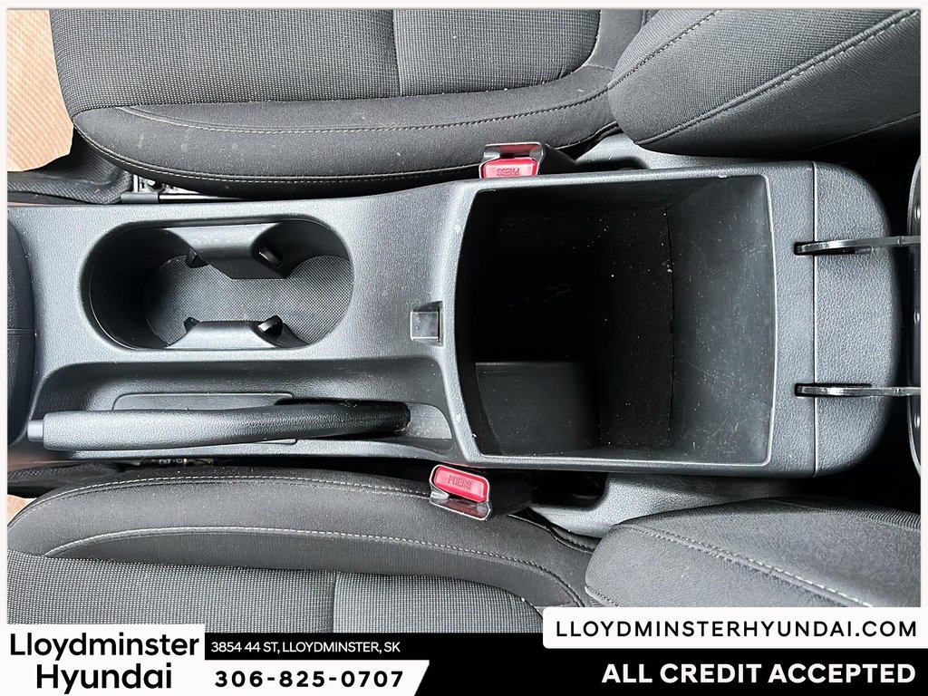 2022 Hyundai Kona 2.0L Essential in Lloydminster, Saskatchewan - 15 - w1024h768px