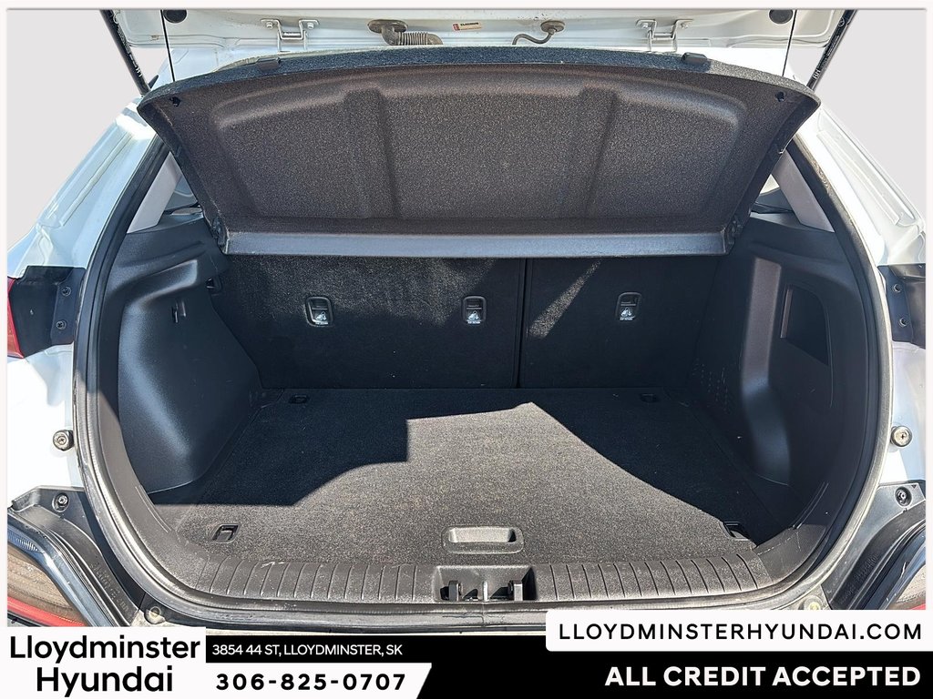 2023 Hyundai Kona Preferred in Lloydminster, Saskatchewan - 9 - w1024h768px