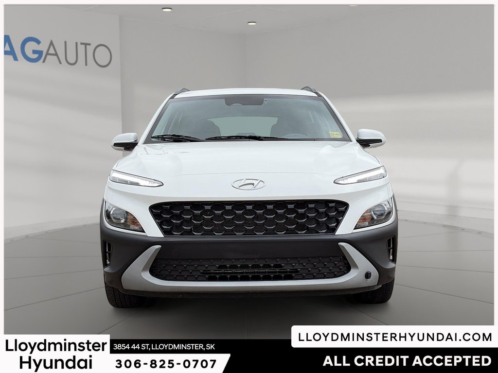 2023 Hyundai Kona 2.0L Essential in Lloydminster, Saskatchewan - 2 - w1024h768px