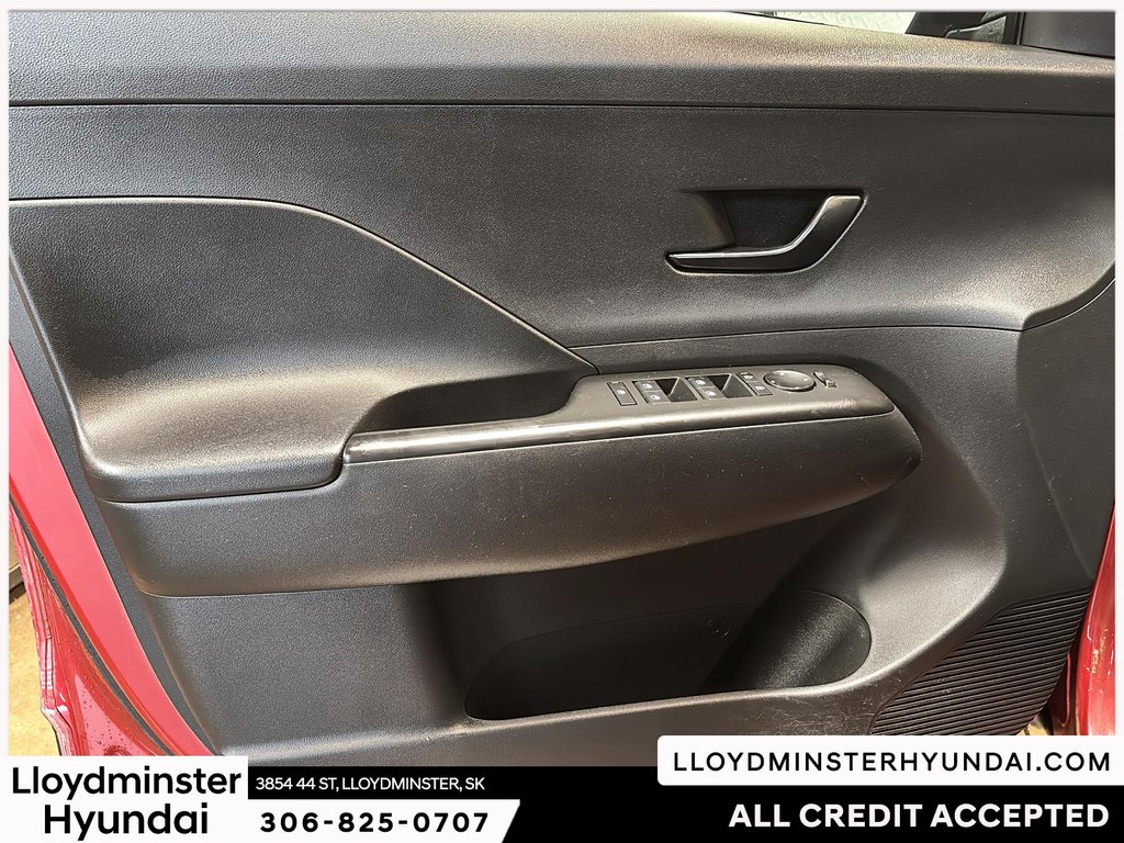 2024 Hyundai Kona Preferred in Lloydminster, Saskatchewan - 13 - w1024h768px
