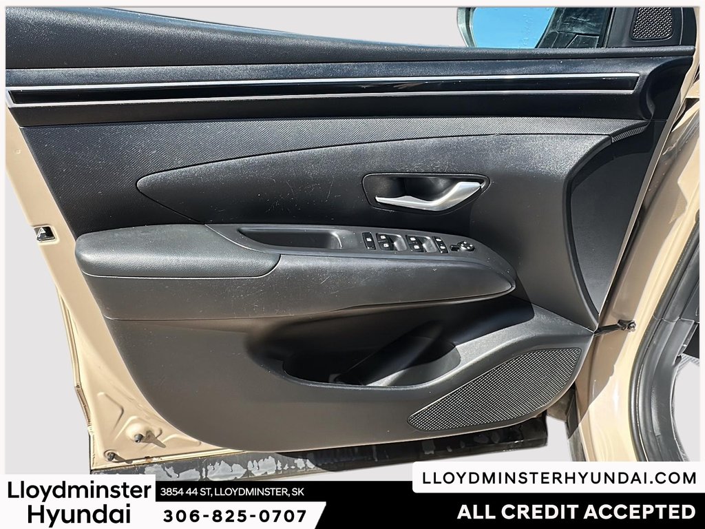 2024 Hyundai Santa Cruz Preferred in Lloydminster, Saskatchewan - 12 - w1024h768px