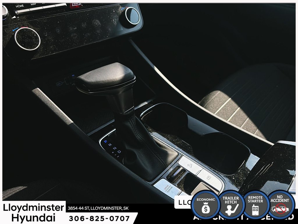 2025 Hyundai Santa Cruz Preferred in Lloydminster, Saskatchewan - 18 - w1024h768px