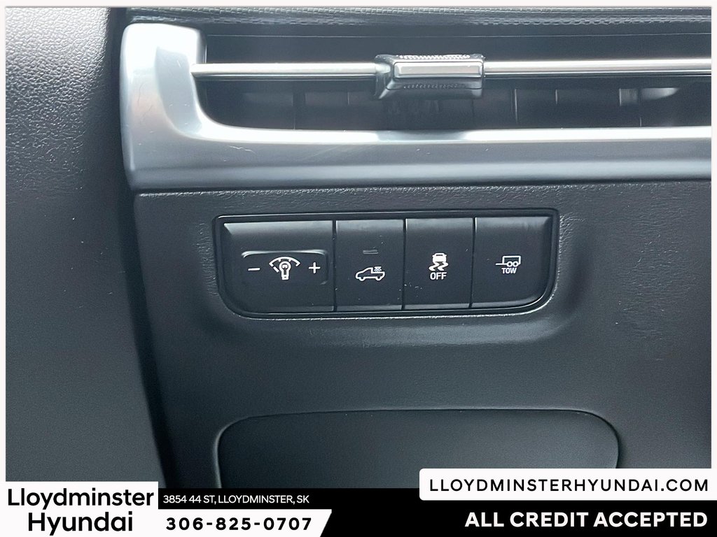 2025 Hyundai Santa Cruz Preferred in Lloydminster, Saskatchewan - 20 - w1024h768px