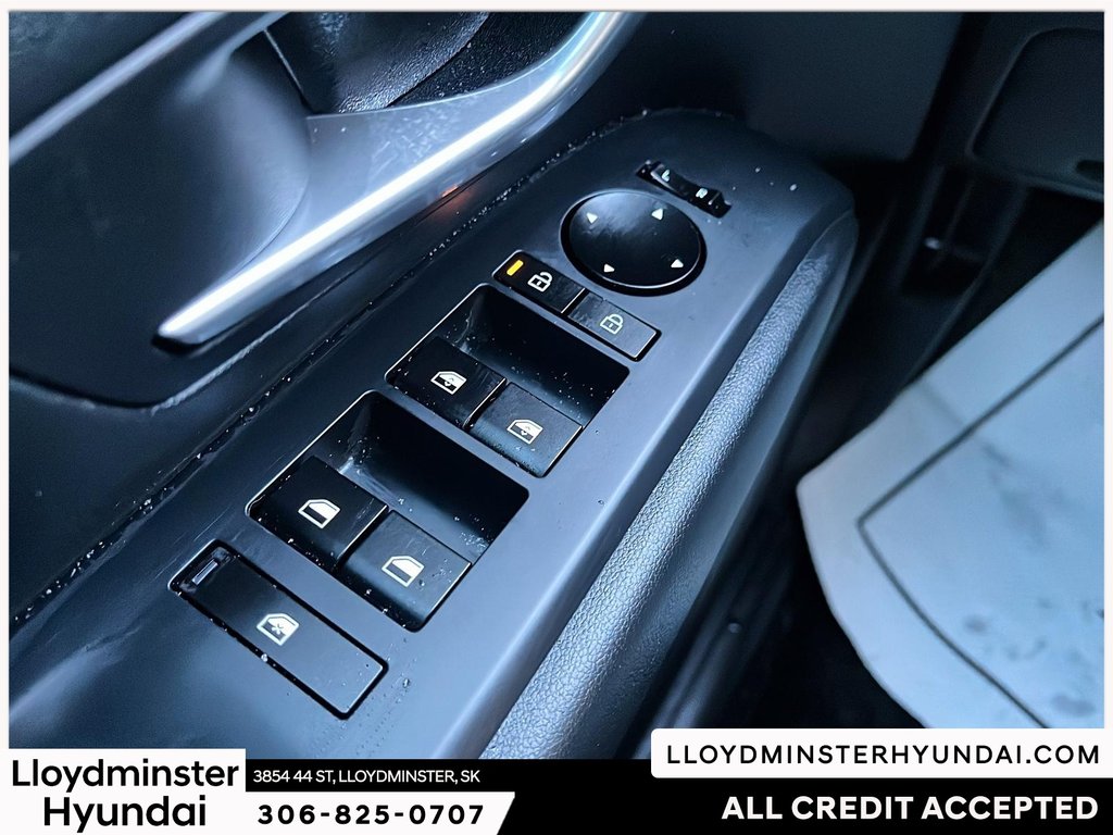 2025 Hyundai Santa Cruz Preferred in Lloydminster, Saskatchewan - 15 - w1024h768px