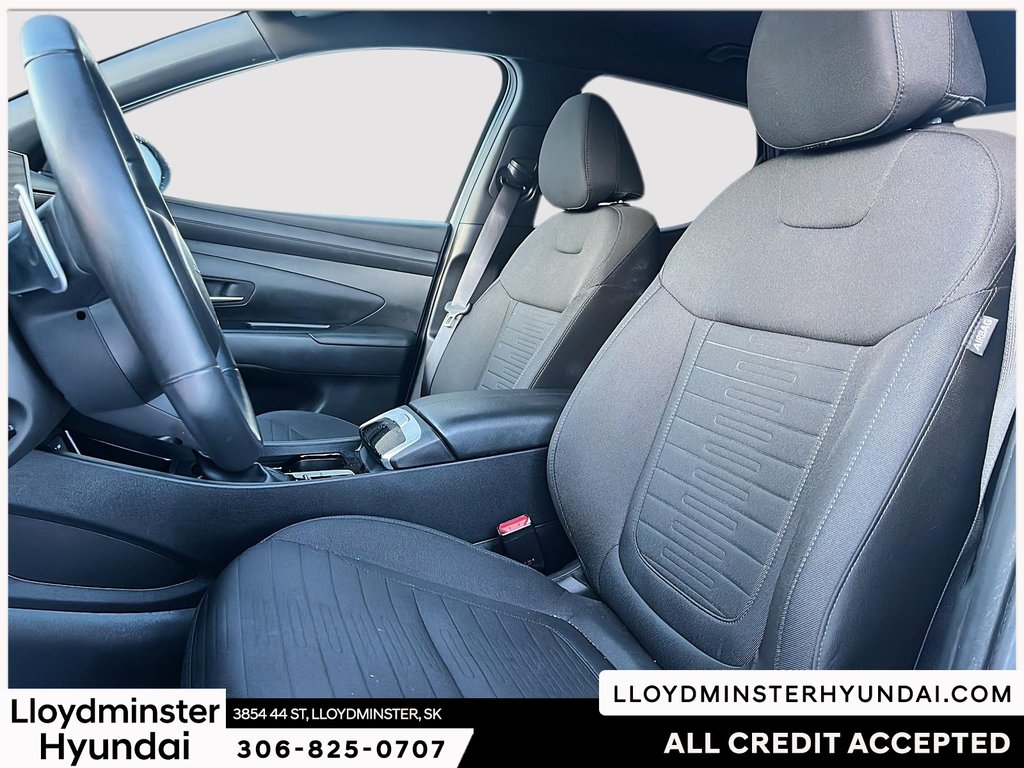 2025 Hyundai Santa Cruz Preferred in Lloydminster, Saskatchewan - 11 - w1024h768px