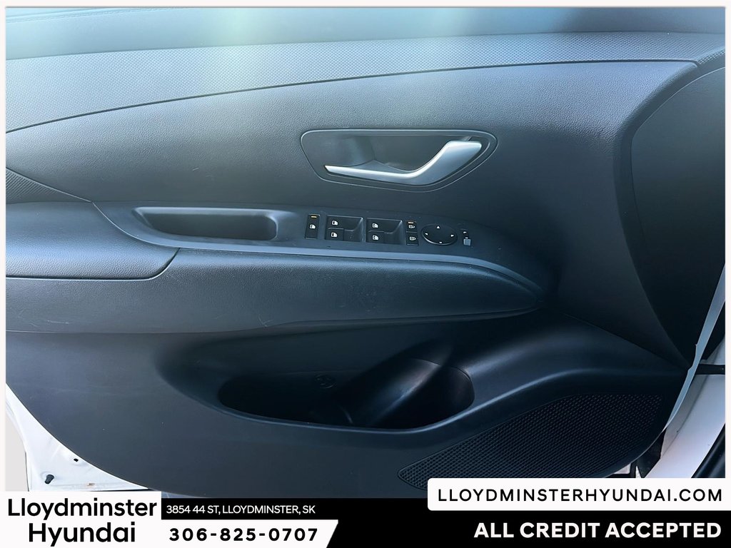 2025 Hyundai Santa Cruz Preferred in Lloydminster, Saskatchewan - 14 - w1024h768px