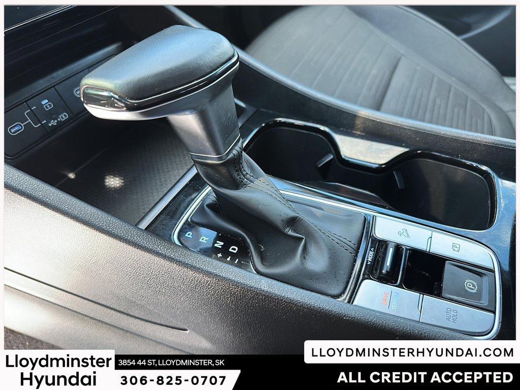 2025 Hyundai Santa Cruz Preferred in Lloydminster, Saskatchewan - 17 - w1024h768px