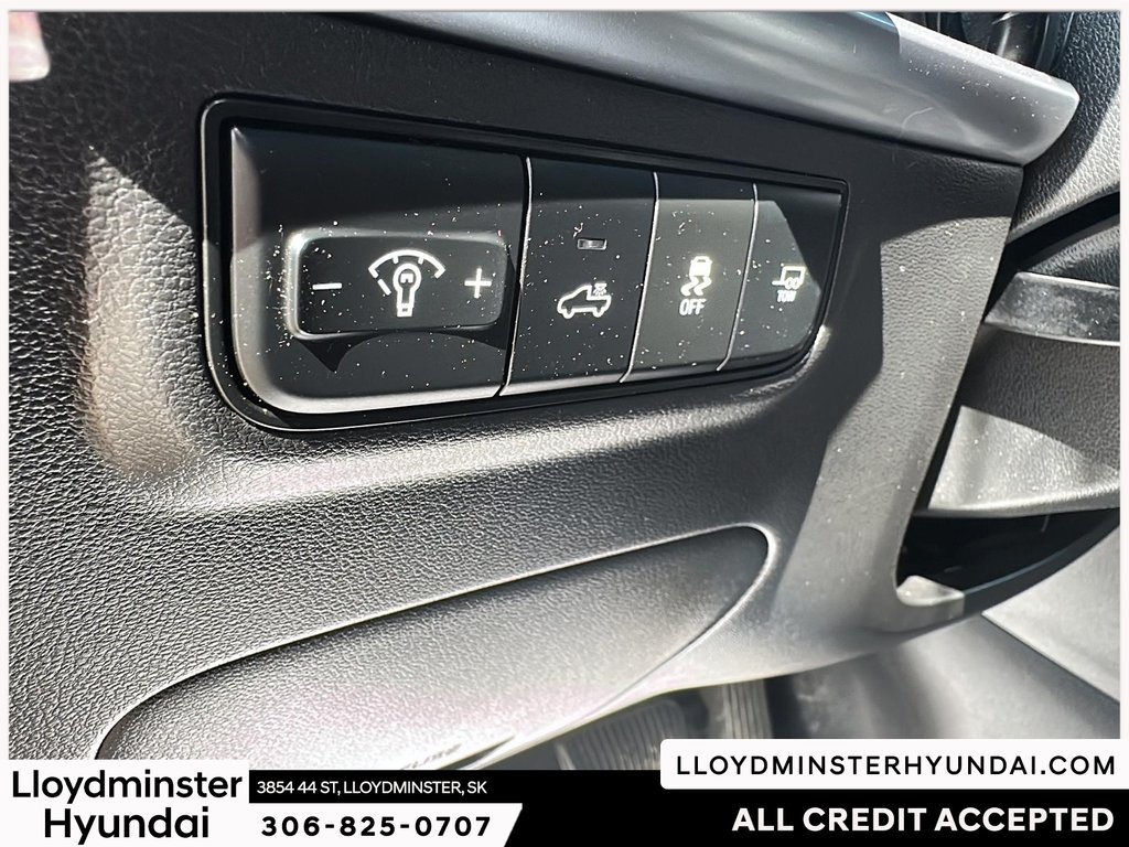 2025 Hyundai Santa Cruz Preferred in Lloydminster, Saskatchewan - 18 - w1024h768px