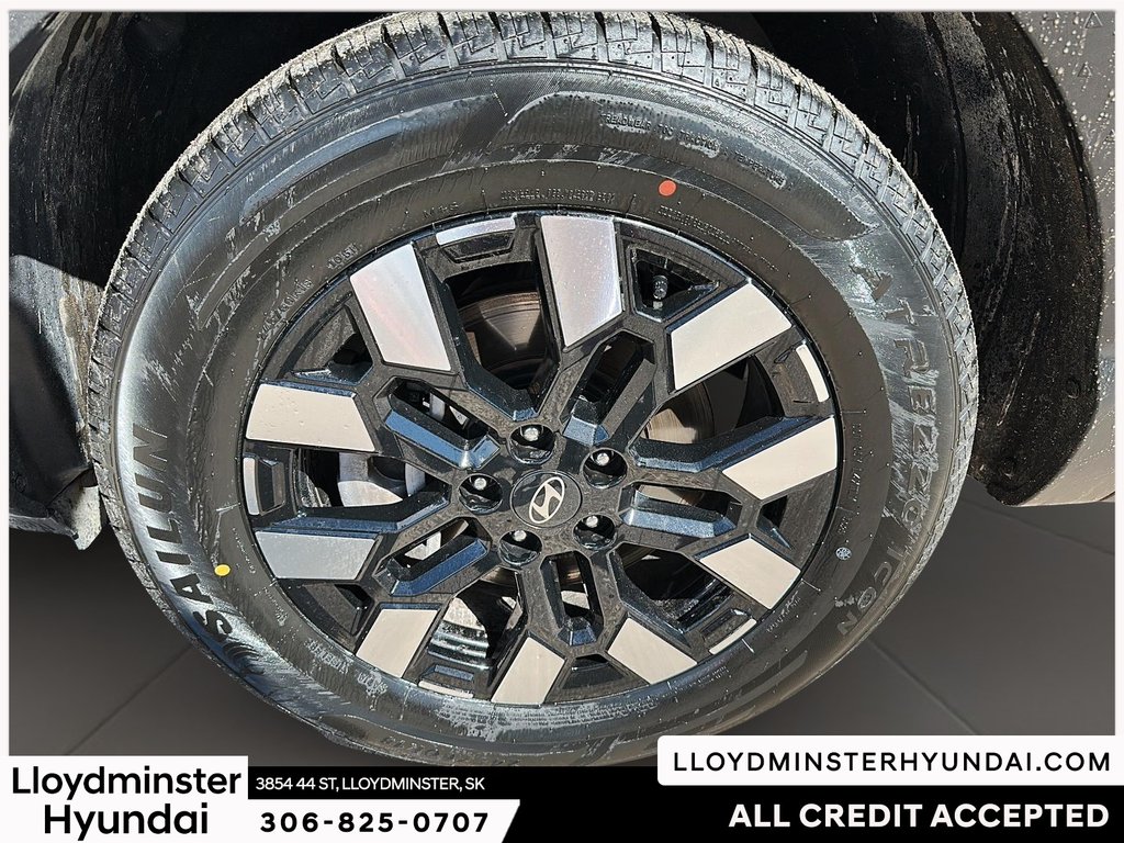 2025 Hyundai Santa Cruz Preferred in Lloydminster, Saskatchewan - 10 - w1024h768px
