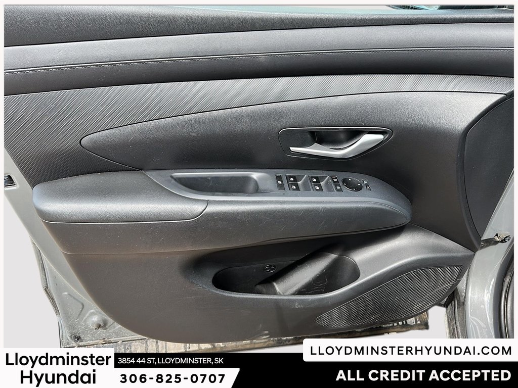 2025 Hyundai Santa Cruz Preferred in Lloydminster, Saskatchewan - 13 - w1024h768px
