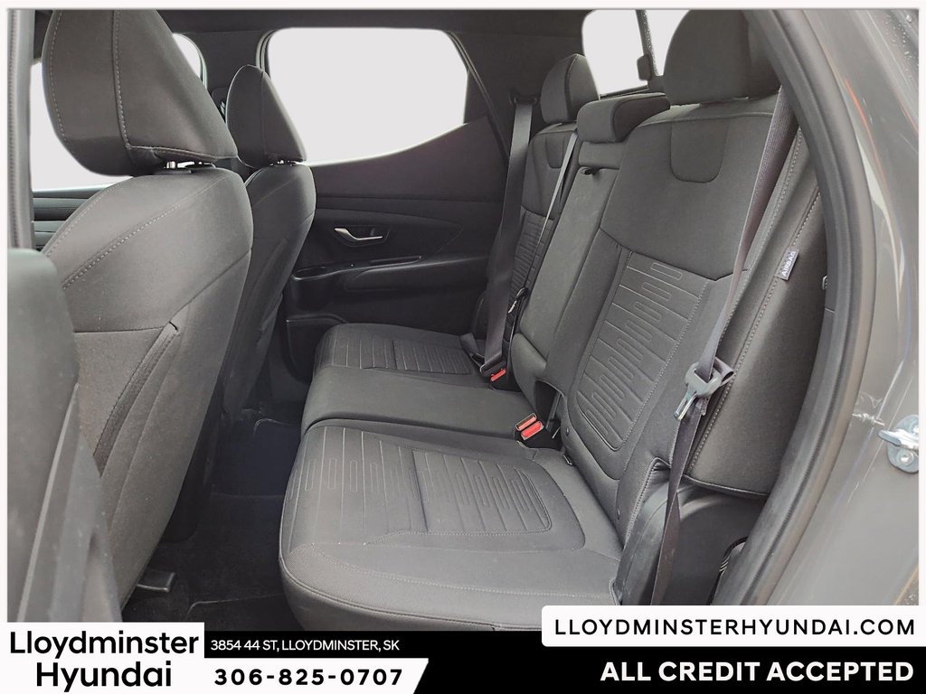 2025 Hyundai Santa Cruz Preferred in Lloydminster, Saskatchewan - 13 - w1024h768px