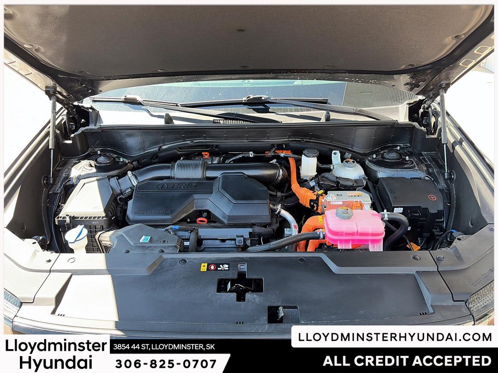 2025 Hyundai Santa Fe Hybrid Preferred w/Trend Package in Lloydminster, Saskatchewan - 12 - w1024h768px