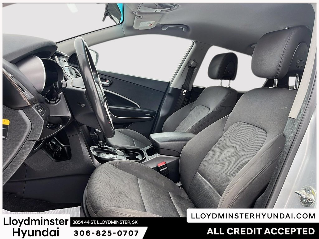 2015 Hyundai Santa Fe Sport 2.0T in Lloydminster, Saskatchewan - 11 - w1024h768px