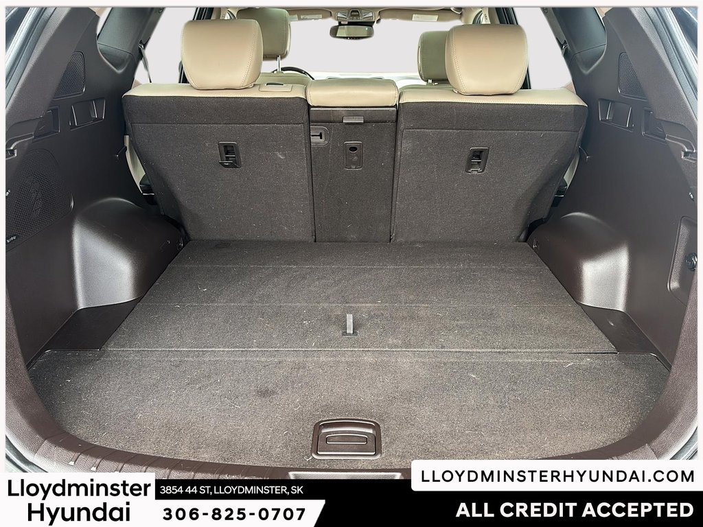 2018 Hyundai Santa Fe Sport Ultimate in Lloydminster, Saskatchewan - 9 - w1024h768px