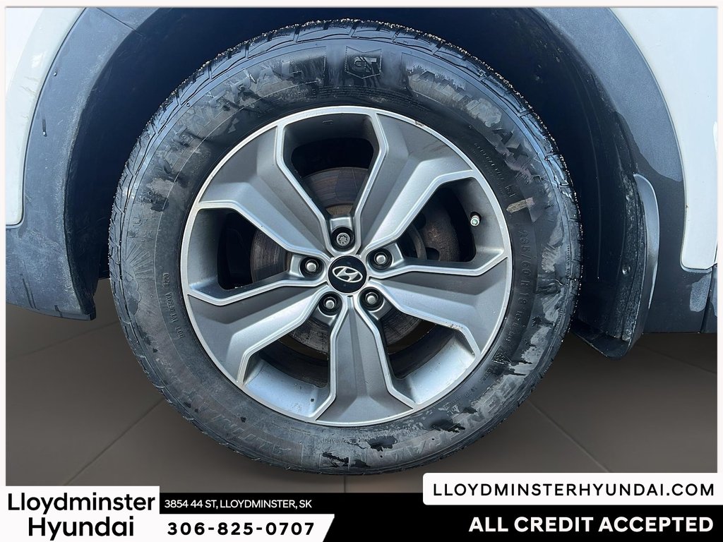 2016 Hyundai Santa Fe XL Premium in Lloydminster, Saskatchewan - 10 - w1024h768px