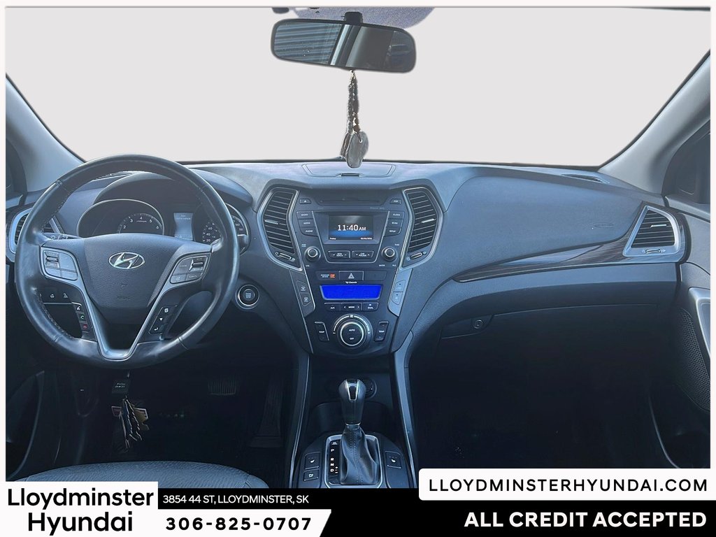 2016 Hyundai Santa Fe XL Premium in Lloydminster, Saskatchewan - 13 - w1024h768px