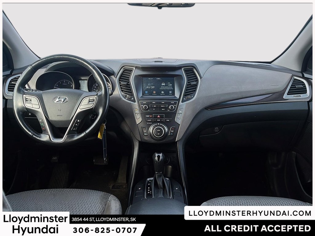 2019 Hyundai Santa Fe XL Essential in Lloydminster, Saskatchewan - 9 - w1024h768px