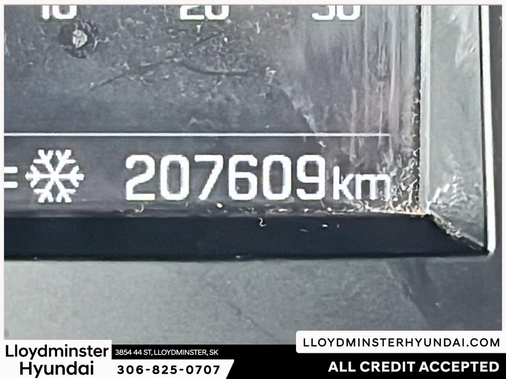 2019 Hyundai Santa Fe XL Essential in Lloydminster, Saskatchewan - 13 - w1024h768px