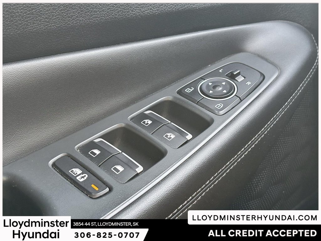 2019 Hyundai Santa Fe Essential in Lloydminster, Saskatchewan - 10 - w1024h768px