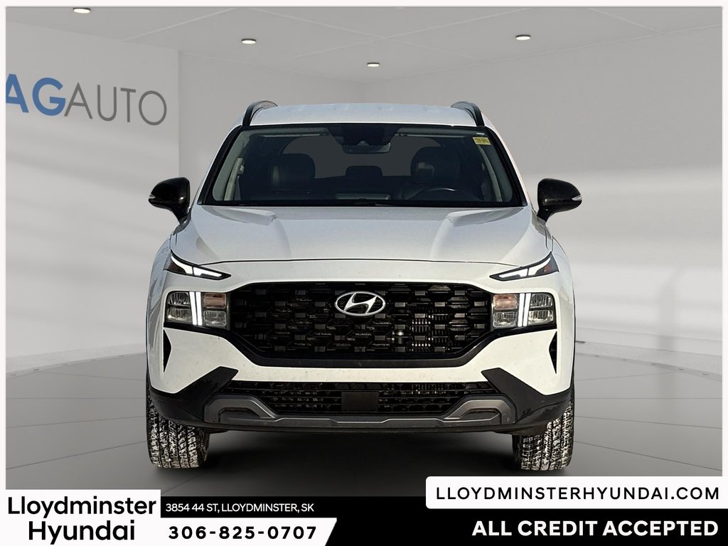 2019 Hyundai Santa Fe Essential in Lloydminster, Saskatchewan - 2 - w1024h768px