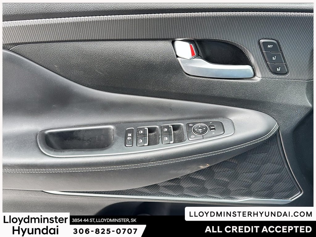 2019 Hyundai Santa Fe Luxury in Lloydminster, Saskatchewan - 13 - w1024h768px