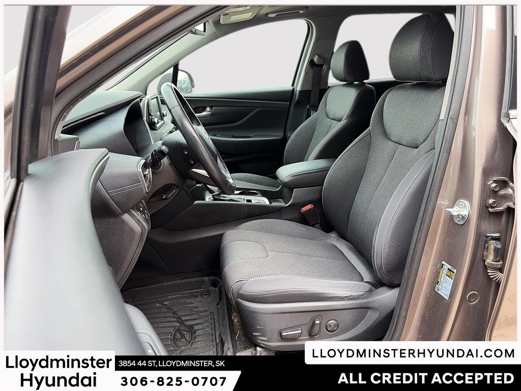 2019 Hyundai Santa Fe Preferred 2.0 in Lloydminster, Saskatchewan - 12 - w1024h768px