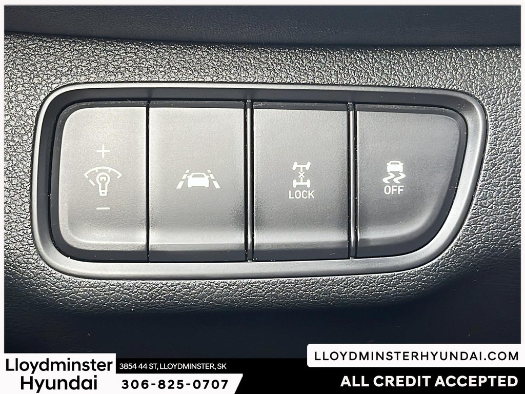 2020 Hyundai Santa Fe Essential in Lloydminster, Saskatchewan - 14 - w1024h768px