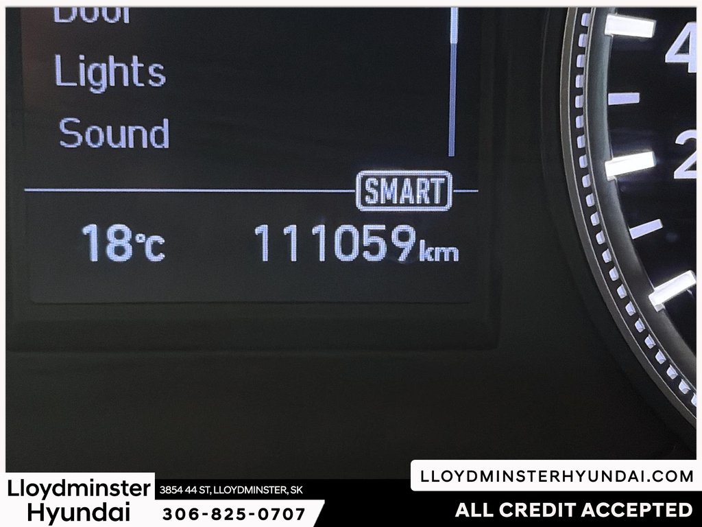 2020 Hyundai Santa Fe Preferred 2.4 in Lloydminster, Saskatchewan - 17 - w1024h768px