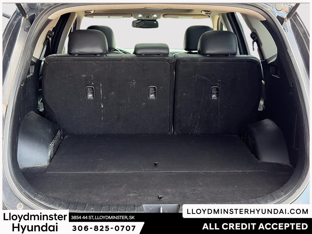 2020 Hyundai Santa Fe Preferred 2.4 in Lloydminster, Saskatchewan - 9 - w1024h768px