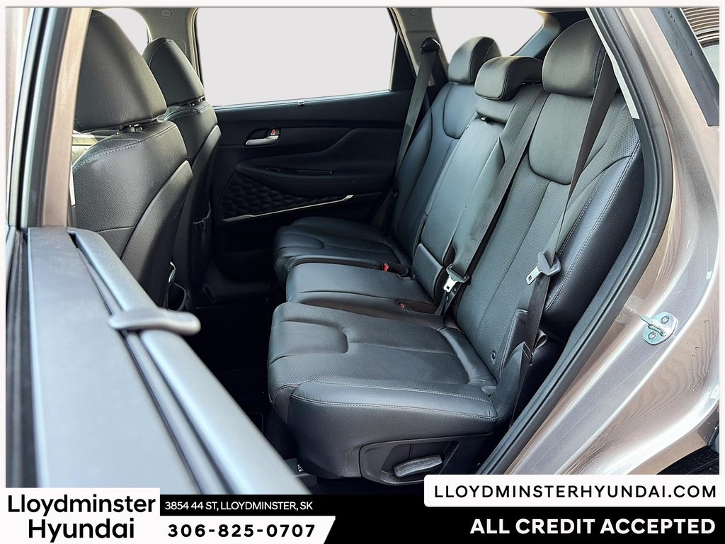 2020 Hyundai Santa Fe Luxury 2.0 in Lloydminster, Saskatchewan - 13 - w1024h768px