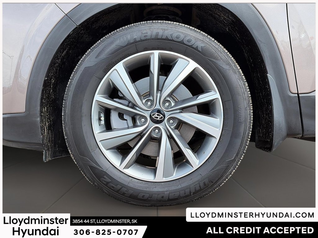 2020 Hyundai Santa Fe Luxury 2.0 in Lloydminster, Saskatchewan - 10 - w1024h768px