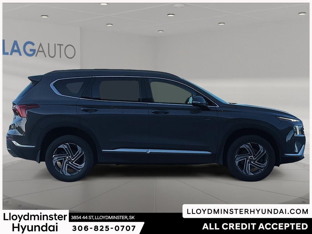 2021 Hyundai Santa Fe Preferred in Lloydminster, Saskatchewan - 4 - w1024h768px