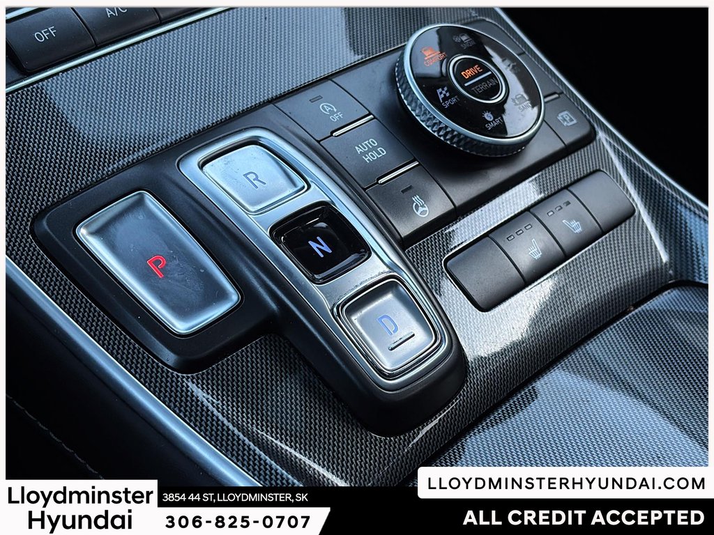 2021 Hyundai Santa Fe Preferred in Lloydminster, Saskatchewan - 16 - w1024h768px