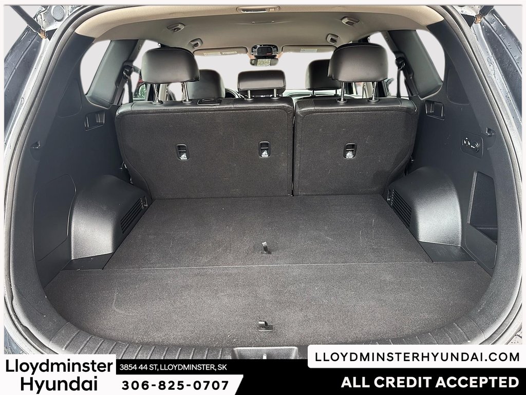 2022 Hyundai Santa Fe Urban in Lloydminster, Saskatchewan - 9 - w1024h768px