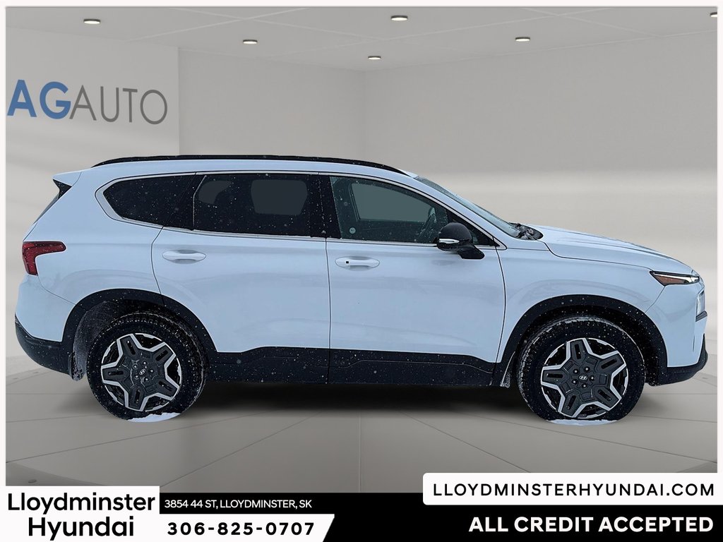 2022 Hyundai Santa Fe Urban in Lloydminster, Saskatchewan - 4 - w1024h768px