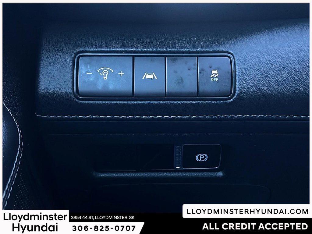 2022 Hyundai Santa Fe Preferred in Lloydminster, Saskatchewan - 19 - w1024h768px