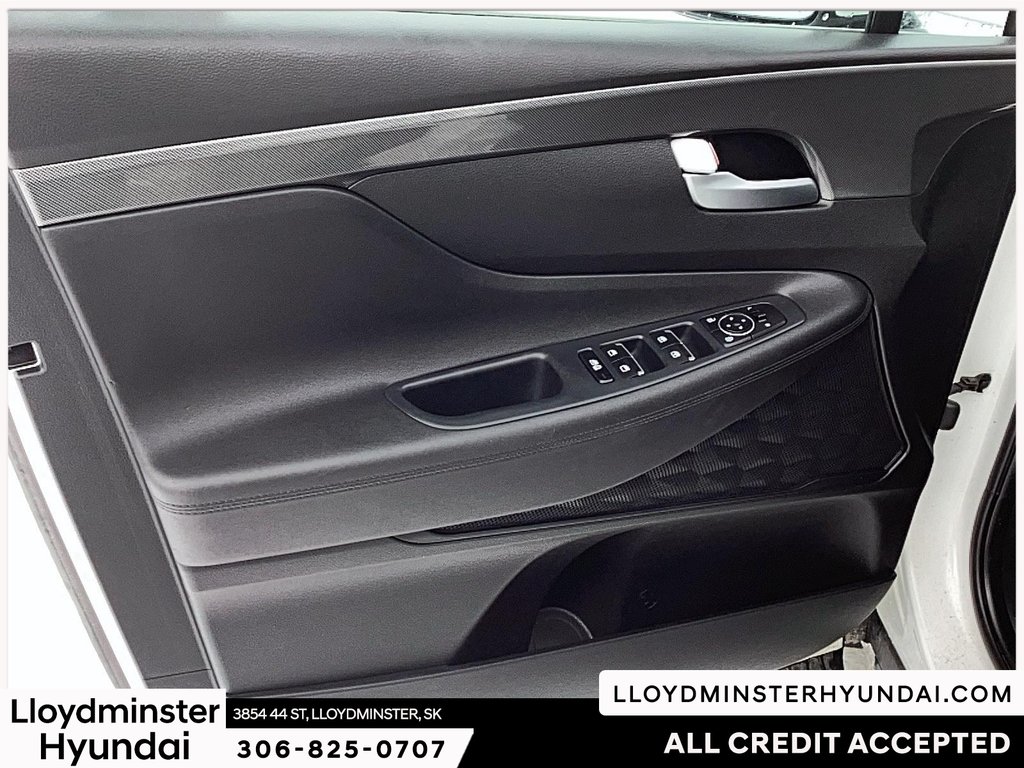 2023 Hyundai Santa Fe Preferred in Lloydminster, Saskatchewan - 12 - w1024h768px
