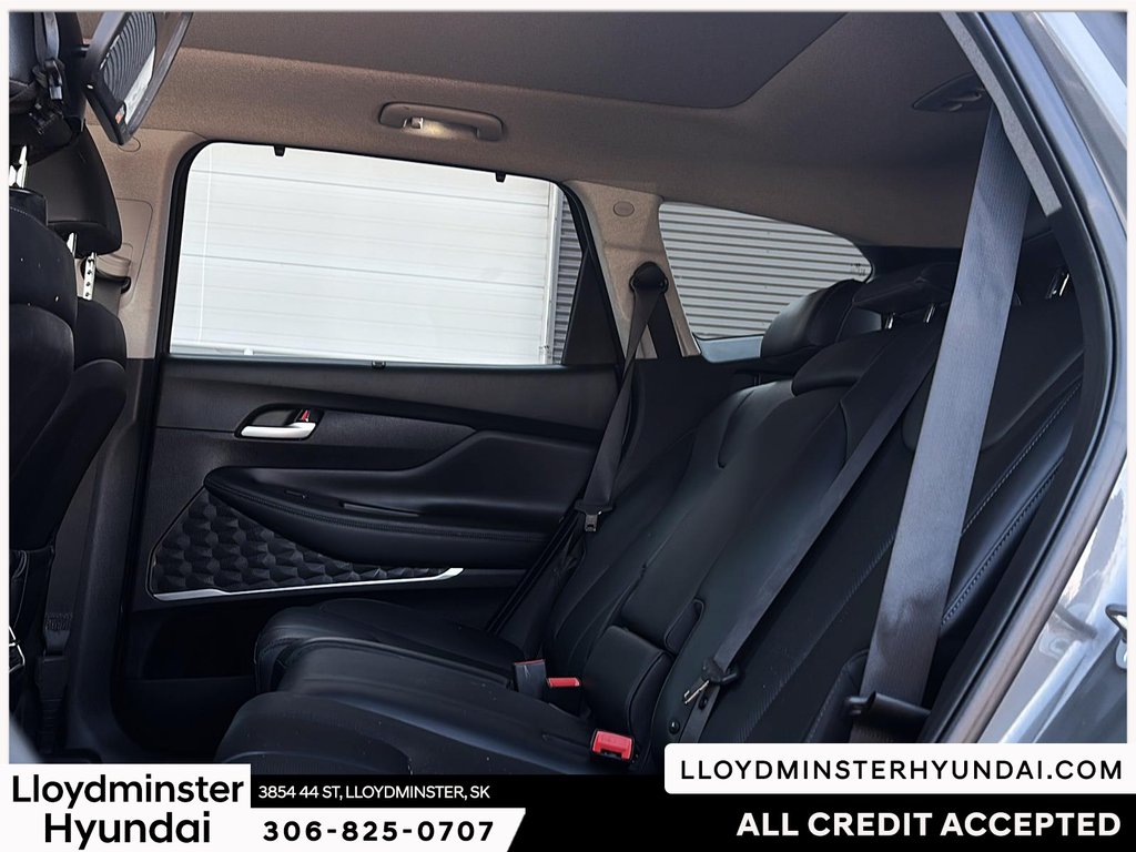 2023 Hyundai Santa Fe Preferred in Lloydminster, Saskatchewan - 11 - w1024h768px