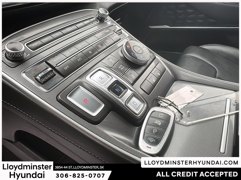 2023 Hyundai Santa Fe Preferred in Lloydminster, Saskatchewan - 17 - w1024h768px