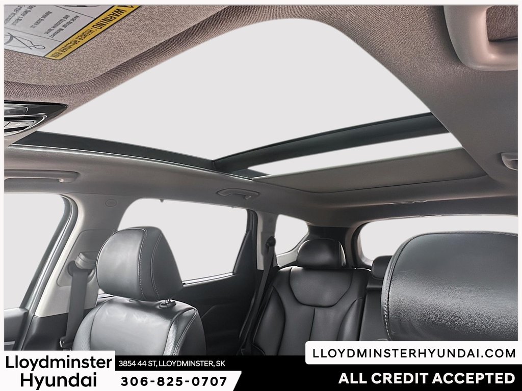 2023 Hyundai Santa Fe Preferred in Lloydminster, Saskatchewan - 19 - w1024h768px